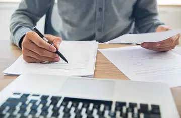 tramite de un director de autoescuela